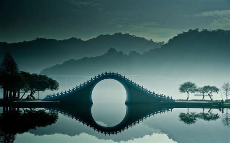1 The Moon Bridge Hd Wallpapers Background Images Wallpaper Abyss