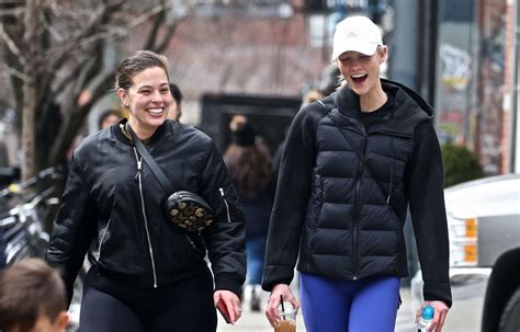Ashley Graham And Karlie Kloss In Tights 01 Gotceleb