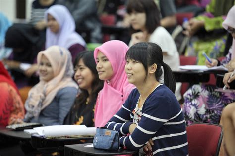 The malaysian government provides free education on primary and secondary level, suming up to an amount of 11. Why Many Asian Students Are Turning to Malaysia for Higher ...