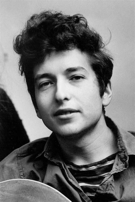 20 Iconic Bob Dylan Photos A Rare Smile Here Bob Dylan Dylan Bob