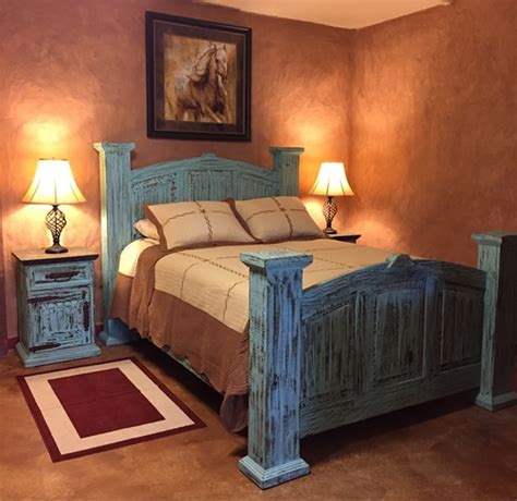 How to build a log cabin with round notches01 introduction, intent, safety, chainsaw, fuel mix, starting saw, saw maintenance. Granbury Texas Heritage Log Cabins Granbury TX Bed Breakfast