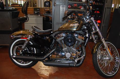 I love anything to do with harley davidson and have two beautiful children and a beautiful partner. 2014 Harley-Davidson Sportster Seventy-Two Dark Custom ...