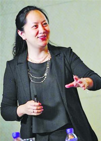 20 hours ago · 中國電訊設備商華為副董事長孟晚舟引渡案在加拿大的審訊結束，未有即時宣判，加拿大卑詩省最高法院法官霍姆斯表示，會在10月21日公布裁決日期。 內地傳媒報道，預計會在10月下旬或之後有裁決。 加拿大總理杜魯多早前宣布，提前在9月20日舉行大選，報道引述觀察人士認為，法官顯然是希望將. 任正非之女孟晚舟首度现身 曝华为年终奖125亿元人民币(图)-搜狐滚动