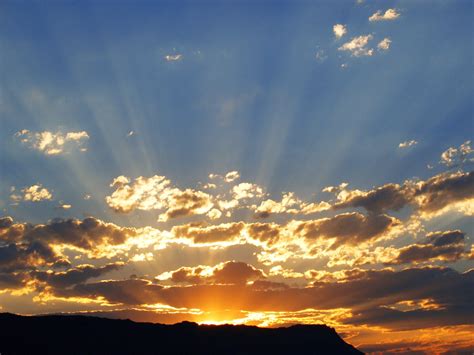 Free Sunset Rays Stock Photo