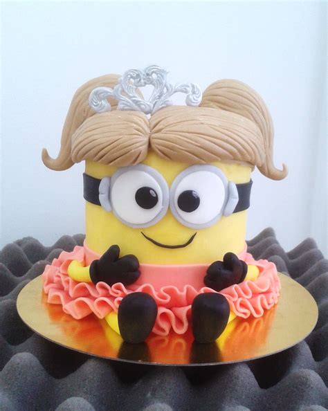 Check out these super fun top minion cakes. minion cake girl princess … | Owl cake birthday, Minion birthday cake, Cake decorating designs