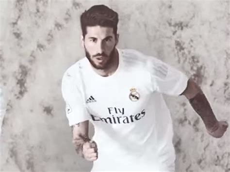 Sergio Ramos To Manchester United Real Madrid Issue Message Of Intent
