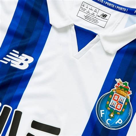 Todos los productos oficiales del fc porto los tenemos en nuestra tienda online. Camiseta de futbol FC Porto primera 2016/17 - New Balance ...