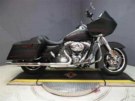 The cvo road glide custom upgrades to a showa adjustable rear shock in place of the standard air shock. Buy 2013 Harley-Davidson FLTRX Road Glide Custom Touring ...