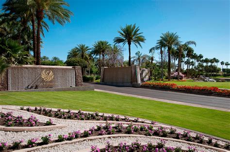 Hotel In Scottsdale Az The Phoenician A Luxury Collection Resort