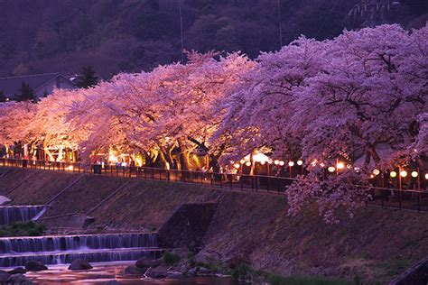 Hakone, a region of kanagawa prefecture. 箱根の気温と服装をチェックしよう - みちくさガイド