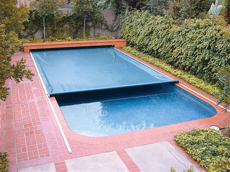 Manual Pool Cover