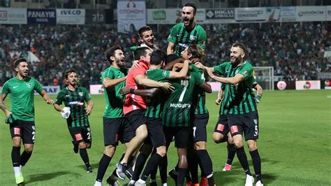 Bu maçta denizlispor'un tek golünü 20nci dakikada ati göksu atarak denizlispor'un resmi genel olarak denizlispor taraftarı centilmenliğiyle tanınır. Tin truoctrandau Denizlispor vs Kayserispor, 17h30 ngày 6 ...