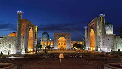 Uzbekistan is a mysterious country of the east, where the history of cities gathered in legends, where the sun shines all year round and this reflects the unique nature and. Circuito Uzbekistán: Entre Uzbekistán y Kirguistán ...