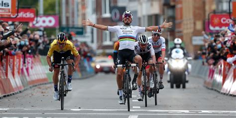 Julian alaphilippe venceu a 1.ª etapa no tour e é o 1.º líder do tour. Primoz Roglic Curi Liège-Bastogne-Liège di Garis Finis ...