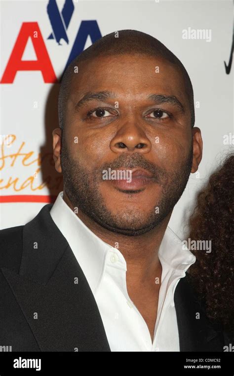 Tyler Perry 2011 Hi Res Stock Photography And Images Alamy