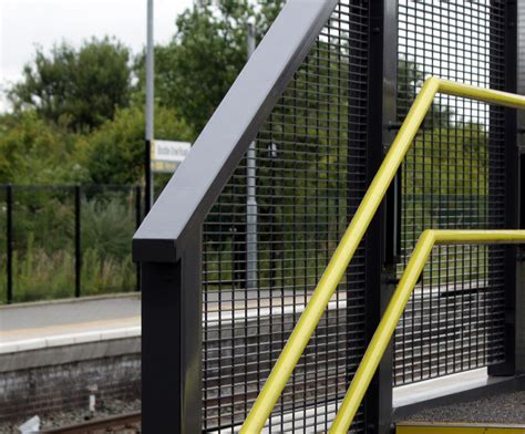 Steel Truss Bridge At Bootle Oriel Road Railway Station Cts Bridges