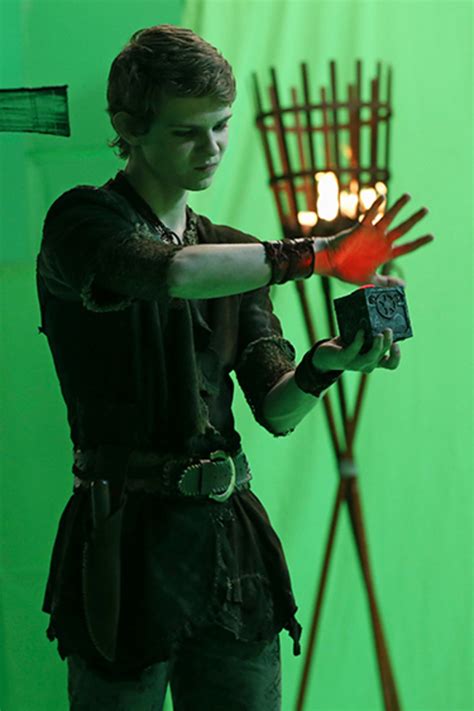 Once Upon A Time Peter Pan Actor Robbie Kay