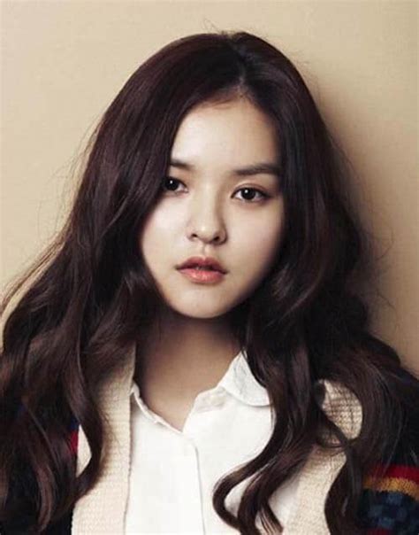 Profil Biodata Kim Yoon Hye