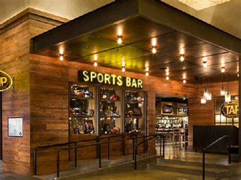 Ciccarelli's 22 sports bars are located in shelby twp., auburn hills, and detroit, mi. TAP Sports Bar | Las Vegas, NV 89109