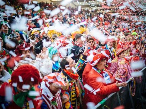 Alle Infos Und Das Programm Zu Weiberfastnacht 2020 In Köln Citynews