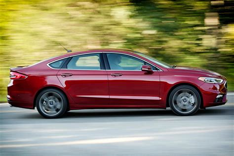Not much has changed on the exterior see how the 2017 fusion compares with those cars here. 2017 Ford Fusion V-6 Sport First Drive - Motor Trend