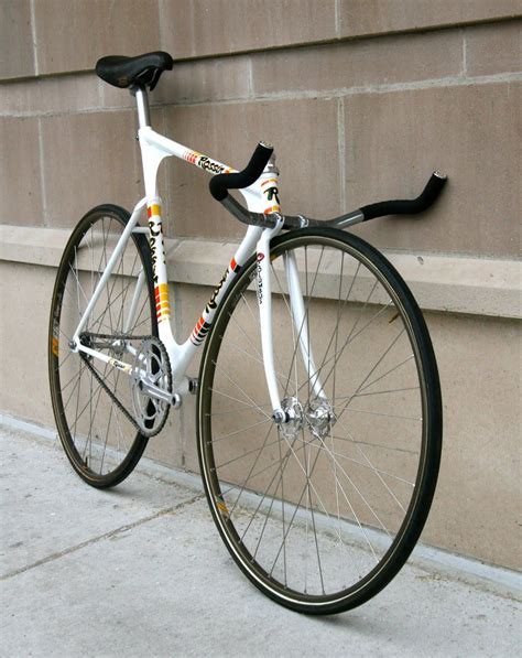 You've got more clearance on a cross than a road bike, but the frame is a similar size and they've generally got 700mm road size rims, so they aren't as. Rossin Pursuit | Bicycle, Bicycle types, Track bike