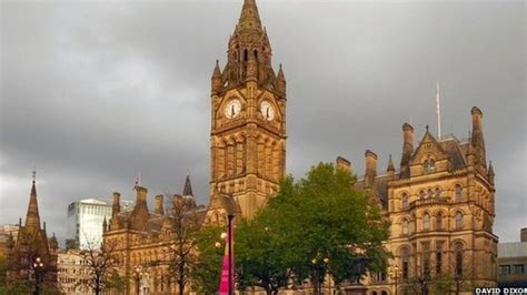 Secret plan to demolish Manchester Town Hall revealed - BBC News