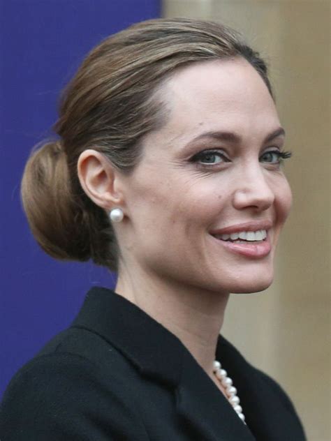 Smith (2005), wanted (2008), salt (2010) and maleficent (2014). 20+ Images Of Angelina Jolie Without Makeup - Youme And Trends