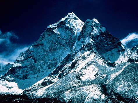 Literary Sojourn Beckoning Mount Everest