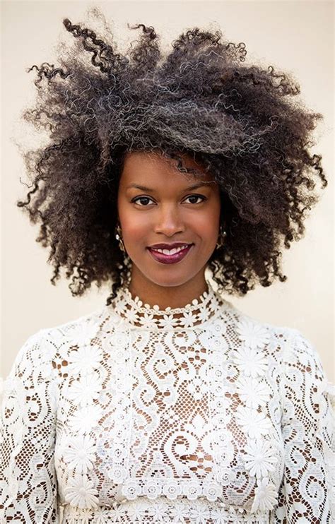 20 Afro Hairstyles For African American Woman’s Feed Inspiration
