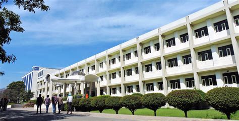 Photo Gallery Of Sri Chaitanya Junior College In Tirupati AdMyCity India