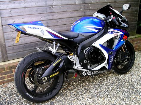 Suzuki Gsx R 750 K7 Nice Options Fitted With Akrapovic Stubby Exhaust