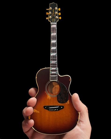 Toby Keith Signature Sunburst Acoustic Mini Guitar Model Axe Heaven