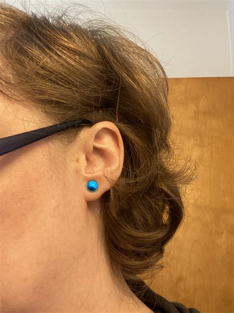 My favorite plugs at 6mm: Gorilla Glass Ocean Blue. Purchased from Body Art Forms. I thought you
