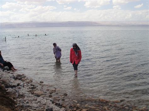 Kisah nabi luth dan kaum sodom yang ditenggelamkan di laut gulungan naskah mati inilah peninggalan para masih menjadi misteri umat terkena azab sejarah kumpulan. :::memori yang tinggal :::::: Laut mati dan kisah kaum ...
