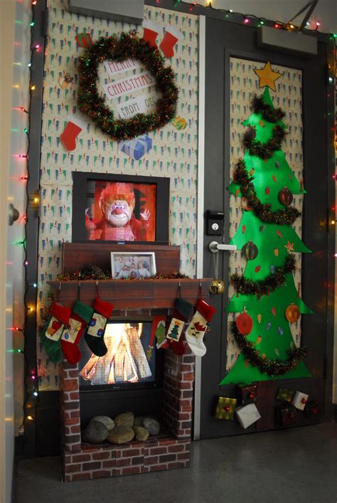 Holiday Door Decorating Contest  Christmas door decorating …  Flickr