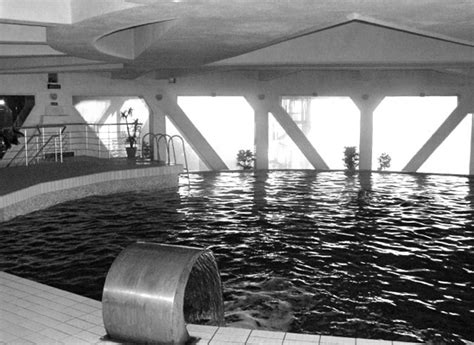 Druzhba Sanatorium by Igor Vasilievsky - Sebastian Waack