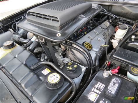 2004 Ford Mustang Mach 1 Coupe 46 Liter Dohc 32 Valve V8 Engine Photo