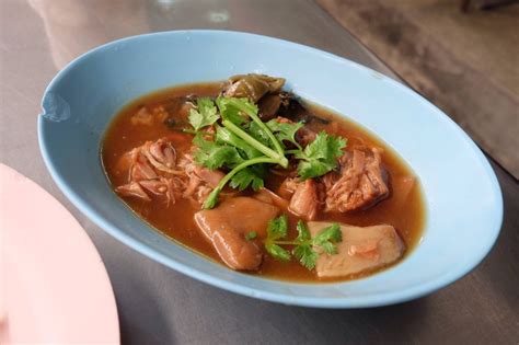 ขาหมูแสงเจริญ ร้านโปรดที่ได้รางวัล wongnai users choice ต่อเนื่องมาหลายปี คนยังแน่นขนัด ใครชอบทานคา. ร้าน ขาหมูเจริญแสง สีลม | รีวิวร้านอาหาร - Wongnai