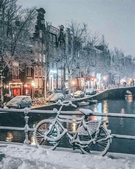 Snowy Amsterdam 🎥 Gabrielguita Landschappen Amsterdam Nederland