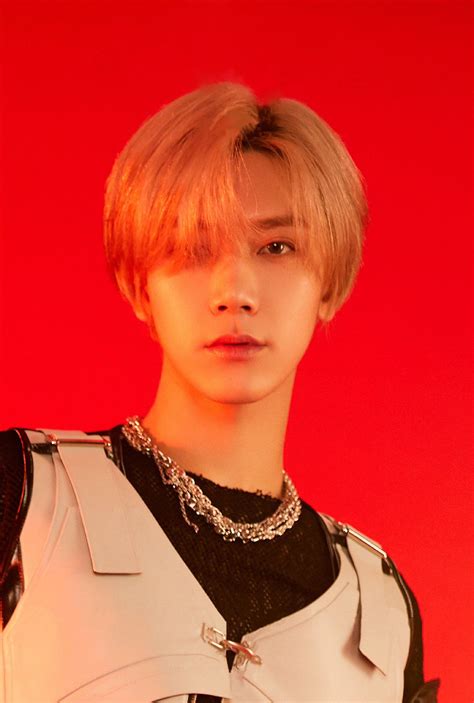 Women nct ten big photo instagram update nct ten cutest thing ever boyfriend material ten chittaphon. Pin by 𝗗𝗼𝗹𝘆𝗻 𝗠𝗳𝗽 ☕︎︎ on WayV { 威神V } in 2020 | Nct ten ...