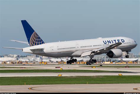 N795ua United Airlines Boeing 777 222er Photo By Bill Wang Id