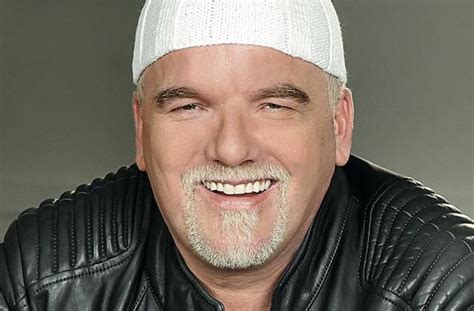 Gerhard gerry friedle (born 7 january 1971), better known by his stage name dj ötzi (pronounced ˈdiːdʒɛɪ ˈœtsiː), is an austrian pop and schlager singer. DJ Ötzi: Video hat schon 700.000 Klicks