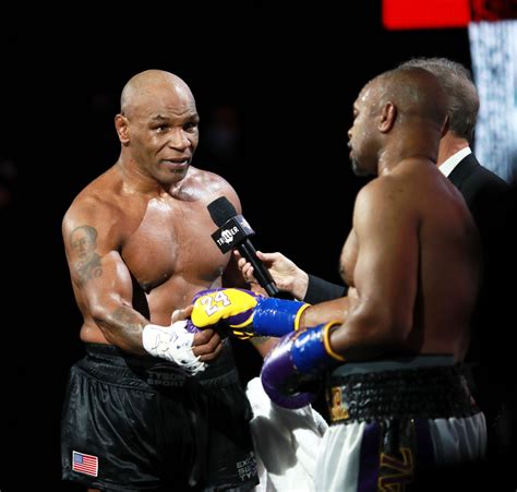 Mike Tyson Vs Roy Jones Fight Ends In Draw After 8 Rounds Los Angeles Times