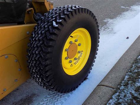 Snow Wolf Wolfpaws Snow Tires For Skid Steers And Bobcat Toolcats Ssl