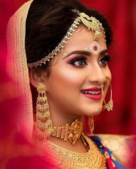 these bengali bridal portraits have our hearts in 2020 bengali bridal makeup indian bridal
