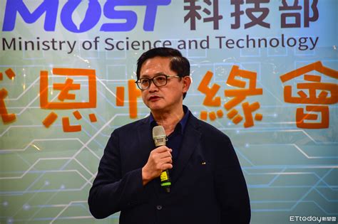 相信很多人以前有遇過一種情況 就是家裡突然跳電 打開總開關箱後 卻不會復原附加漏電斷路器 今天梁師傅教大家總開關箱的基本知識 以及跳電的. 「別擔心台積電離開台灣!」童子賢：南科投資金額7000億元 是美國廠2倍 | ETtoday財經 | ETtoday新聞雲