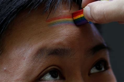 Lgbt In China Man Wins Public Apology In Forced Gay Conversion Therapy