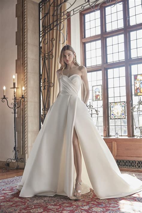 Spring 2022 Wedding Dresses Sareh Nouri Royal Highness