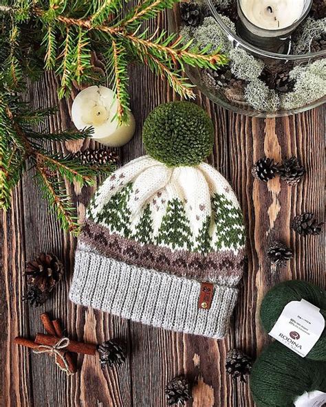 Christmas Tree Hat Pattern By Evvash Colorwork Knitting Patterns